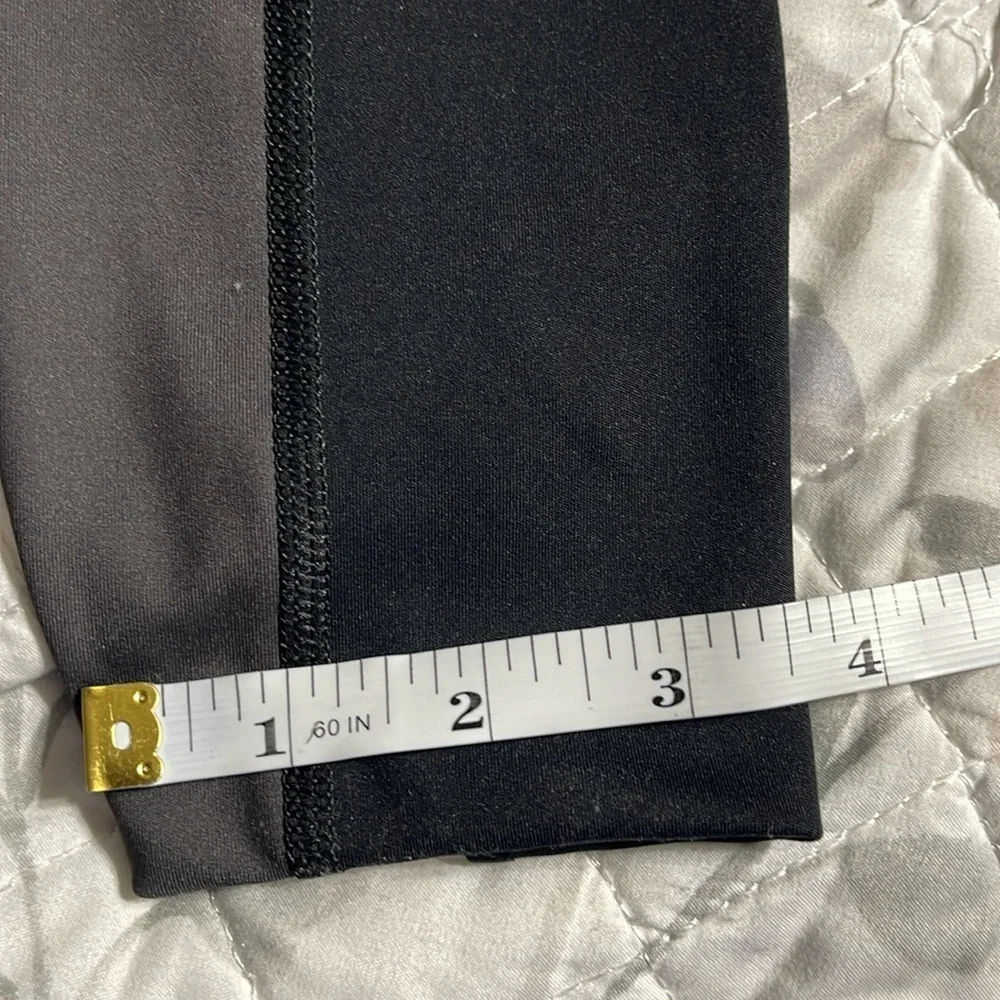 NWT Nike yoga leggings XS